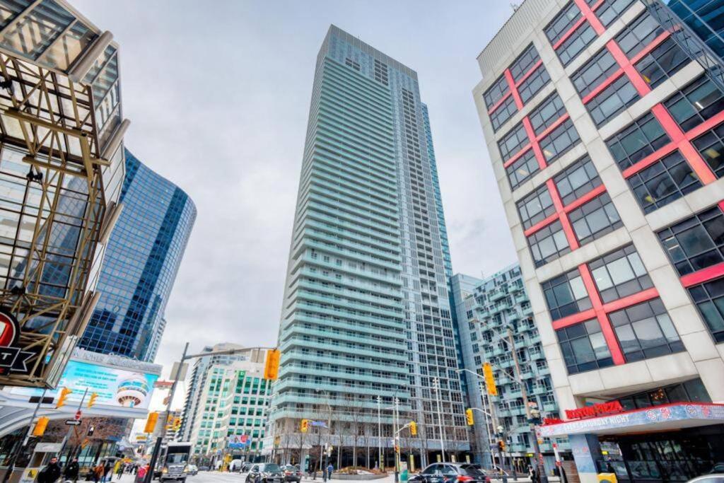 Cn Lovers Toronto Eksteriør bilde